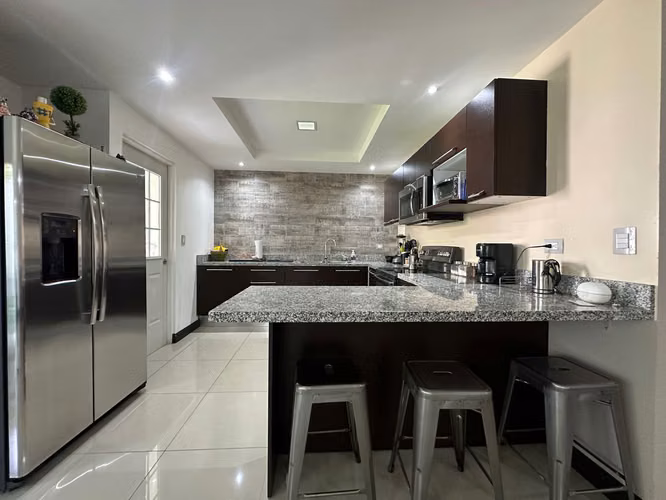 VENTA DE CASA EN CONDOMINIO RIO PALMA - Imagen 7