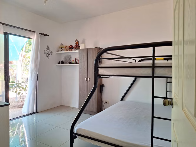 Amplia propiedad de 2.500 m² con casa de 3 dormitorios en Tárcoles, Garabito RZ - Imagen 7