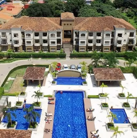 262 / Venta / Condominio Montesol / Primer piso / 2 balcones / Amenidades tipo resort