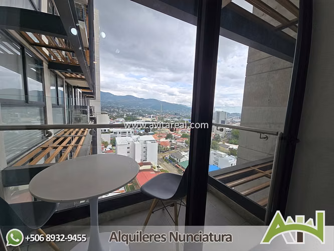 Apartamento amueblado en Sky Garden con AC - Imagen 8