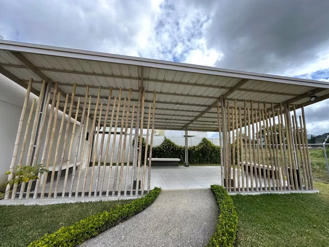 Se alquila hermosa casa esquinera en condominio Valle Novarum - Imagen 16