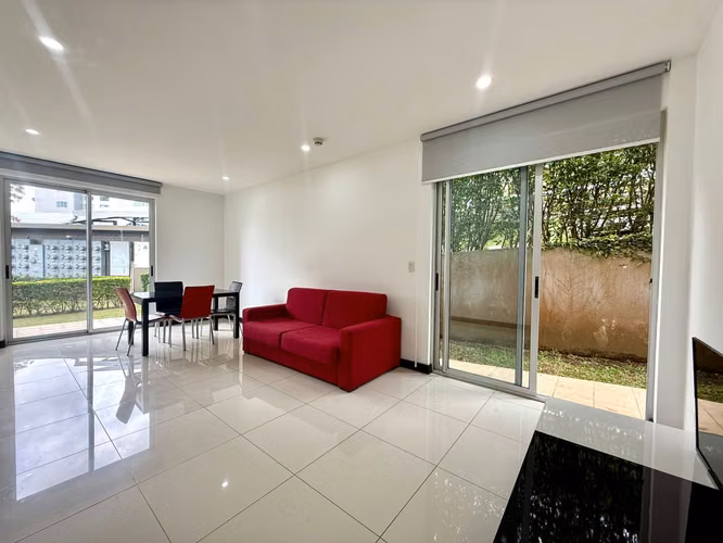ALQUILER DE APARTAMENTO AMUEBLADO EN BOSQUES DE ESCAZU - Imagen 5