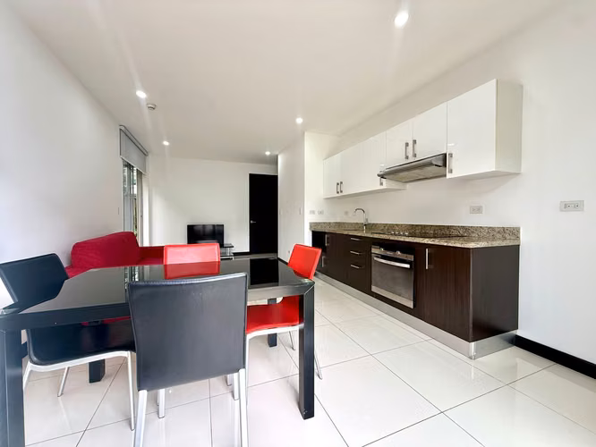 ALQUILER DE APARTAMENTO AMUEBLADO EN BOSQUES DE ESCAZU - Imagen 6
