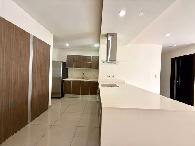 ALQUILER DE APARTAMENTO CON LINEA BLANCA EN CONDOMINIO RIVER PARK - Imagen 4