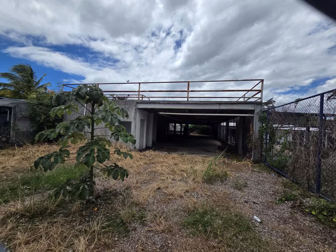 *Estacionamiento 756 m2 - Uso de Suelo Mixto - Pozos - Imagen 5