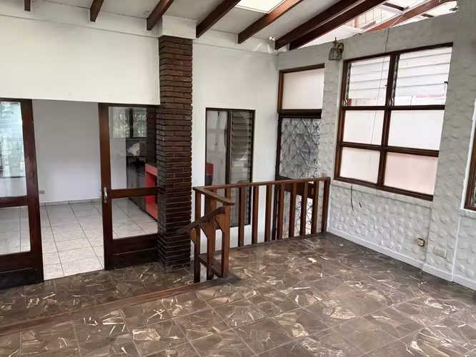 Oportunidad en Venta - Desamparados Centro.