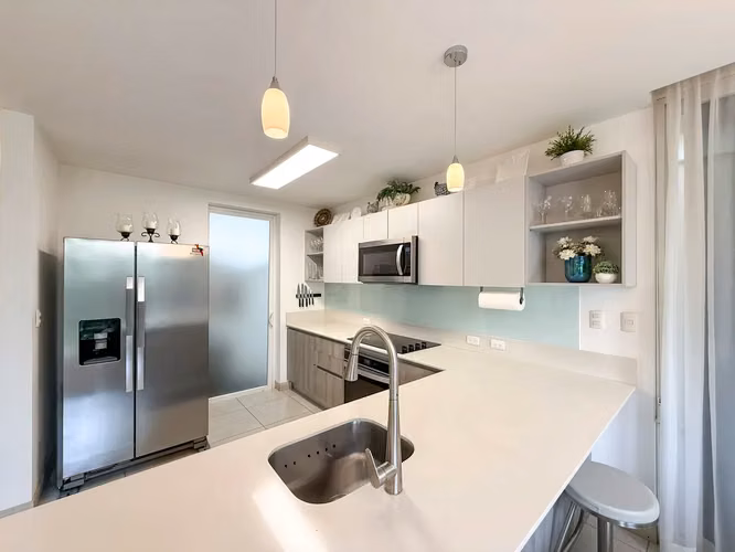 ALQUILER DE CASA EN LA ARBOLEDA AMUEBLADA - Imagen 4