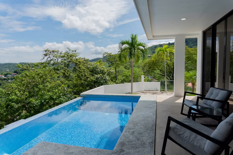 Casa Moderna con Vistas a la Montaña y al Mar- Coco Bay Estates - Imagen 3