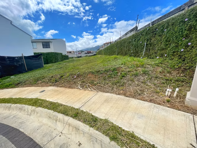 Lote esquinero en venta en Condominio-Curridabat! P640 - Imagen 3