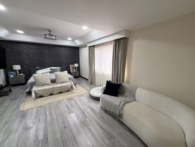 VENDO ESCAZU GUACHIPELIN condominio BOSQUE DE LAS LOMAS 100% remodelada - Imagen 13