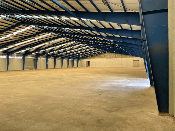 ALQUILA BODEGA EN LA URUCA USO INDUSTRIAL A PARTIR DE DICIEMBRE 2026 - Imagen 2