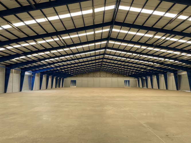 ALQUILA BODEGA EN LA URUCA USO INDUSTRIAL A PARTIR DE DICIEMBRE 2026 - Imagen 12
