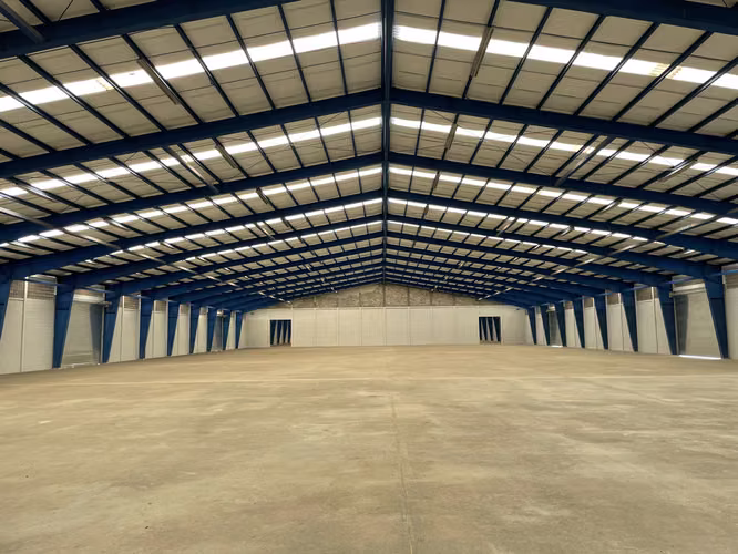 ALQUILA BODEGA EN LA URUCA USO INDUSTRIAL A PARTIR DE DICIEMBRE 2026 - Imagen 3