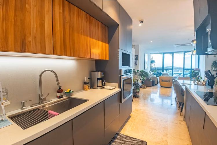 APARTAMENTO CON BALCÓN VENTA METROPOLITAN TOWER SABANA EM391 - Imagen 11