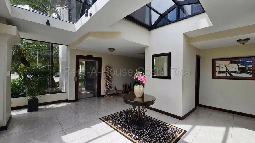 ESCAZU, SAN RAFAEL MP27-315 OPORTUNIDAD LINDO Y AMPLIO APARTAMENTO - Imagen 3