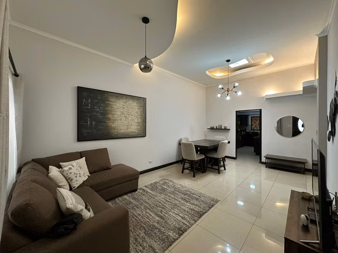 Casa de una planta 3 habitaciones 2 parqueos en Condominio - Imagen 2