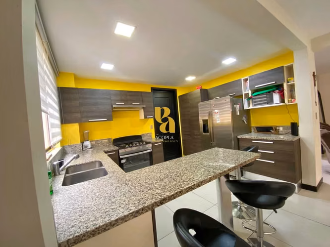 Venta de casa en condominio en Guachipelín, Escazú - Imagen 7