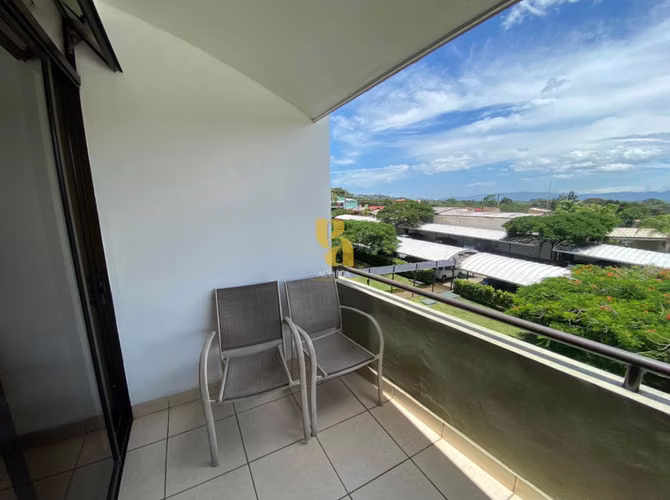 Alquiler de apartamento amueblado en Santa Ana - Imagen 2