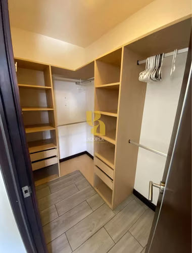 Alquiler de apartamento amueblado en Santa Ana - Imagen 9