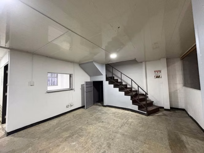 Se alquila Bodega Tibas - Imagen 2