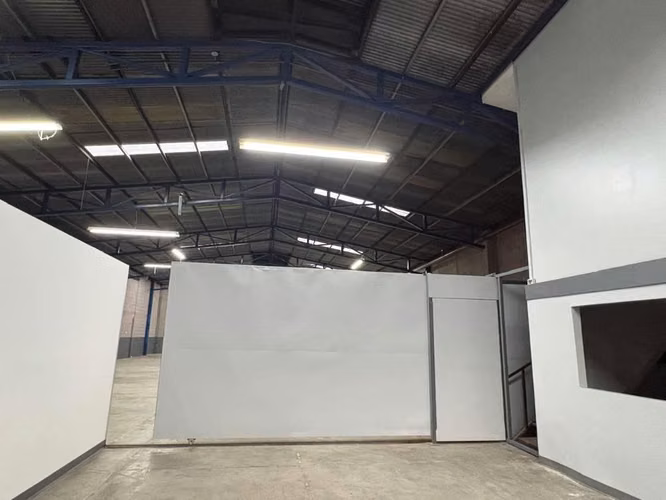 Se alquila Bodega Tibas - Imagen 4