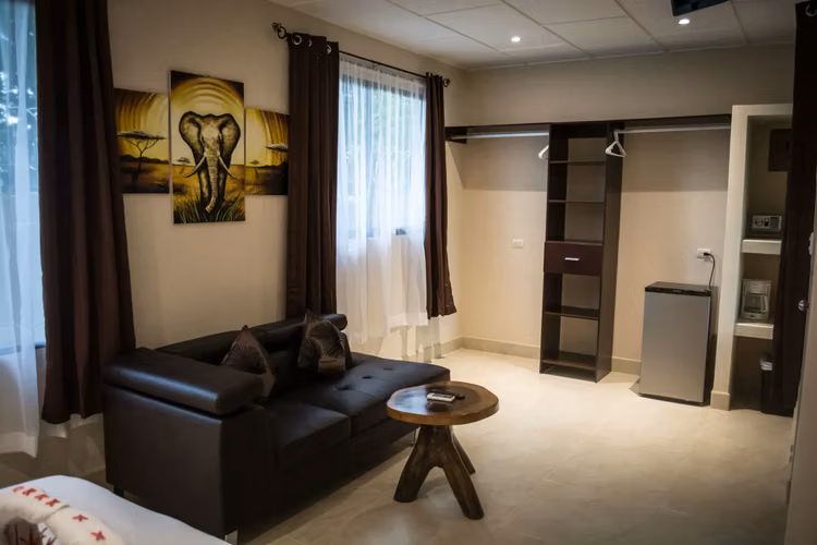 Hotel Joya de 3 Estrellas en Jacó con Ubicación Privilegiada y Historial de Excelencia - Imagen 17