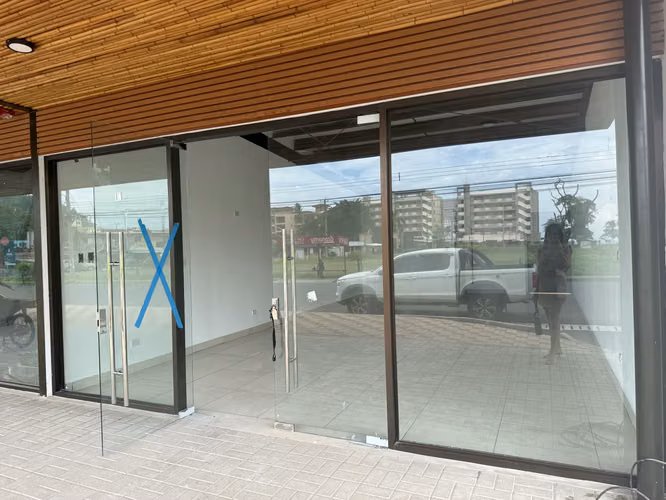 Local comercial Live Jaco Prime con terraza en una nueva comunidad cerrada de uso mixto. - Imagen 7