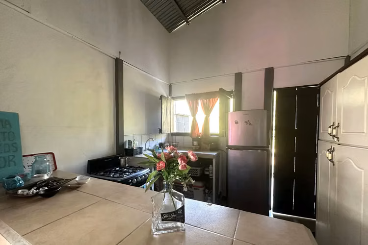 Inversión Asequible con Potencial de Expansión en San Isidro, Santa Teresa - Imagen 6