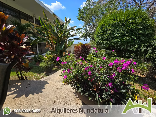 Apartamento Amueblado en Guachipelín de Escazú con AC - Imagen 13