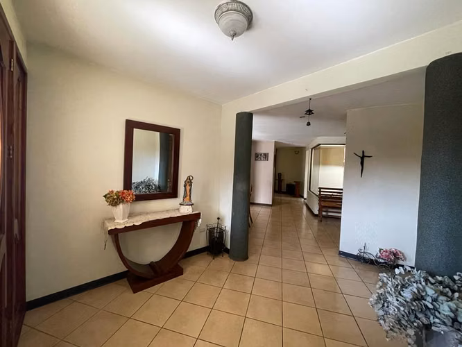 Venta de casa en Tibás de Llorente, San José 18089 - Imagen 2