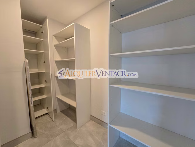 LUJOSO APARTAMENTO DE 3 HABIT. + DE SERVICIO EN ESCAZU CENTRO - Imagen 14