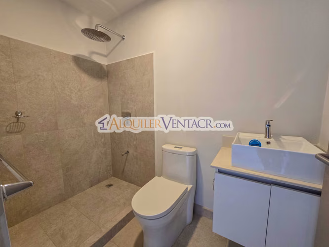 LUJOSO APARTAMENTO DE 3 HABIT. + DE SERVICIO EN ESCAZU CENTRO - Imagen 15