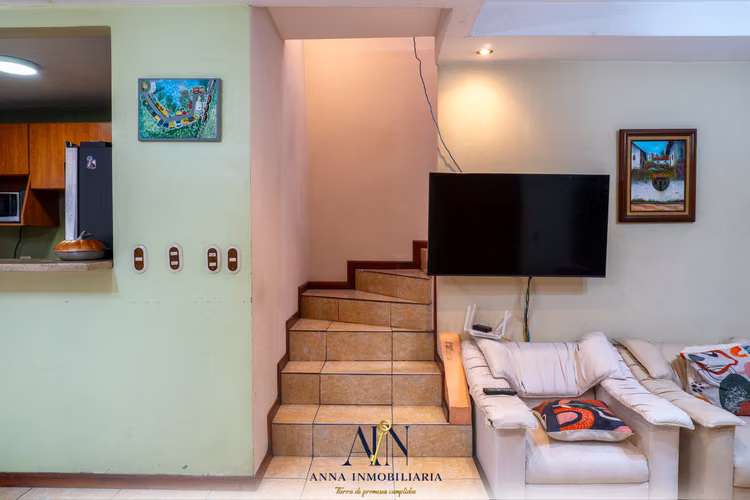 Casa  en Barrio Escalante | Uso Comercial y Residencial - Imagen 3