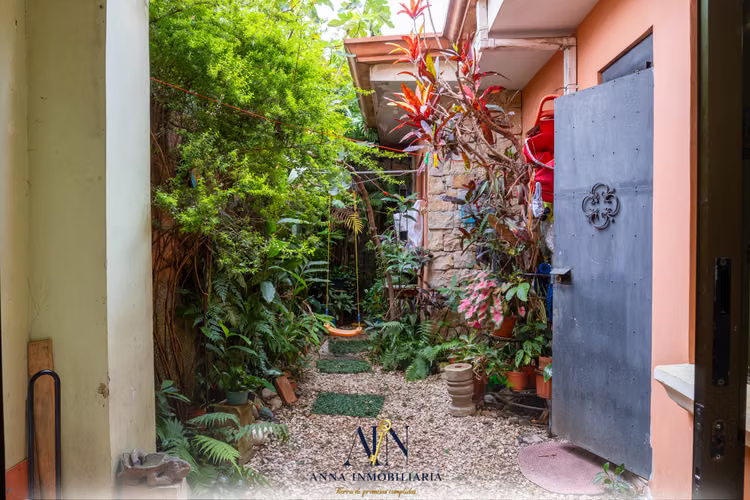 Casa  en Barrio Escalante | Uso Comercial y Residencial - Imagen 14