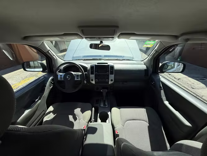 NISSAN FRONTIER SV 2016 AUTOMÁTICO 4X4 - Imagen 10