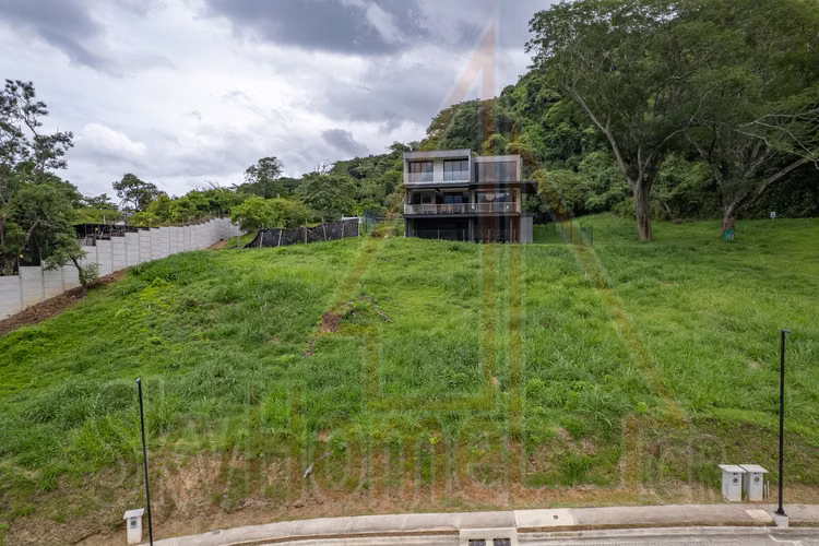 229 / Venta / Lote / Pozos / Condominio exclusivo / 628 mts² - Imagen 3