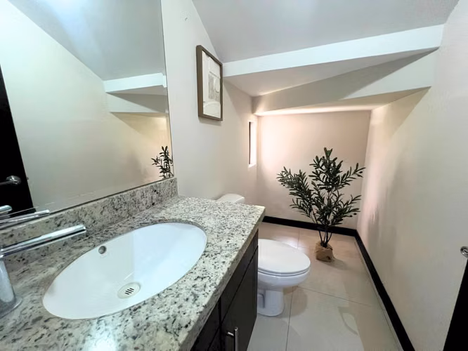Casa en Guachipelín Norte | 3 Habitaciones, Oficina y Terraza Nueva - Imagen 12