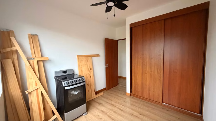 Se vende apartamento de 3 habitaciones en Condominio en la Uruca!