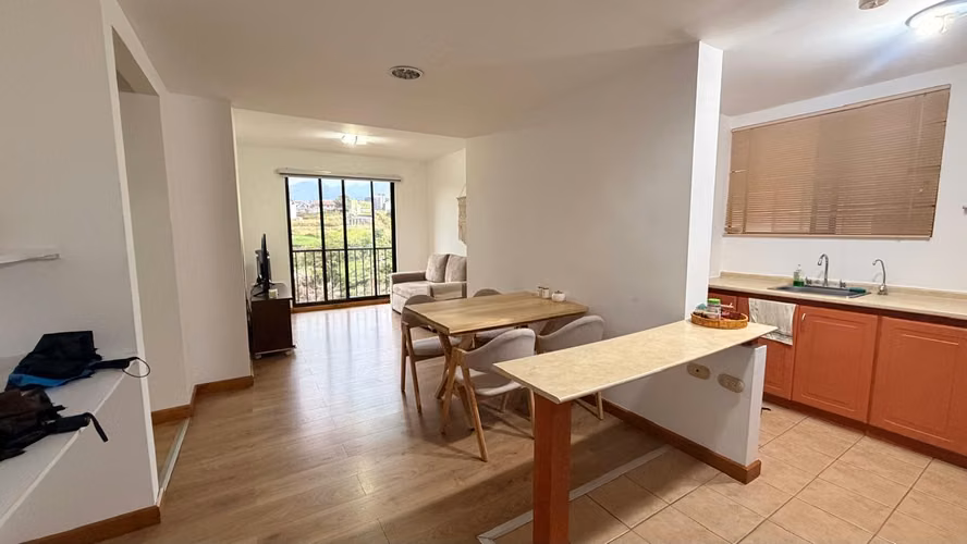 Se vende apartamento de 3 habitaciones en Condominio en la Uruca!