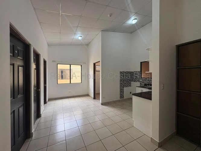 27-261 | Apartamento en Alquiler | La Trinidad, Moravia