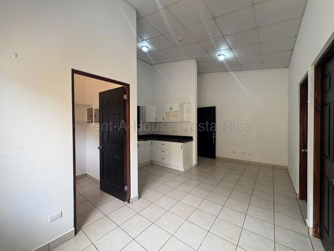 27-261 | Apartamento en Alquiler | La Trinidad, Moravia
