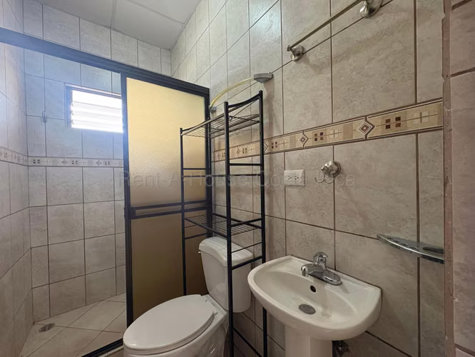 27-261 | Apartamento en Alquiler | La Trinidad, Moravia