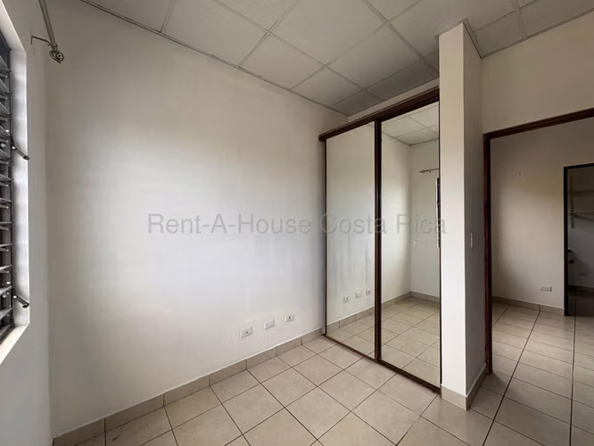 27-261 | Apartamento en Alquiler | La Trinidad, Moravia
