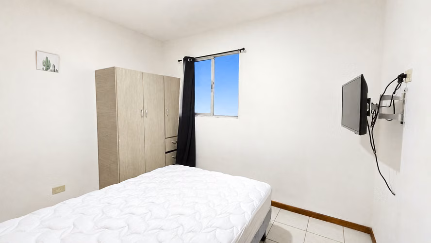 Apartamento en Alquiler con Servicios Incluidos, Céntrico, por la Paco, San Rafael de Escazú - Imagen 3
