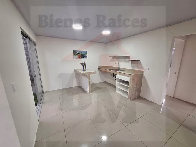 Se Alquila Apartamento en San Isidro de Heredia !!!
