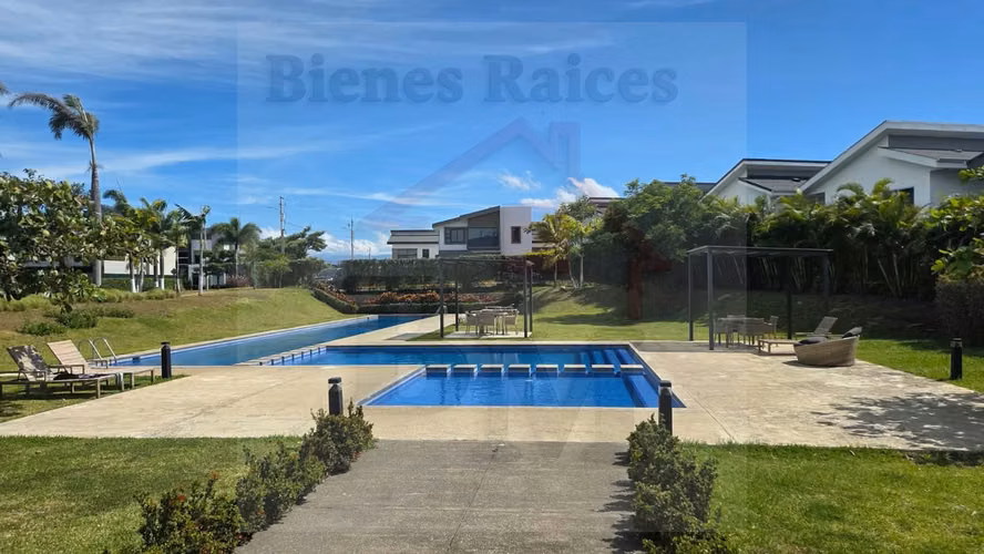 Se Vende Lote en Condominio Villa del Sol (299 Metros) - Imagen 10