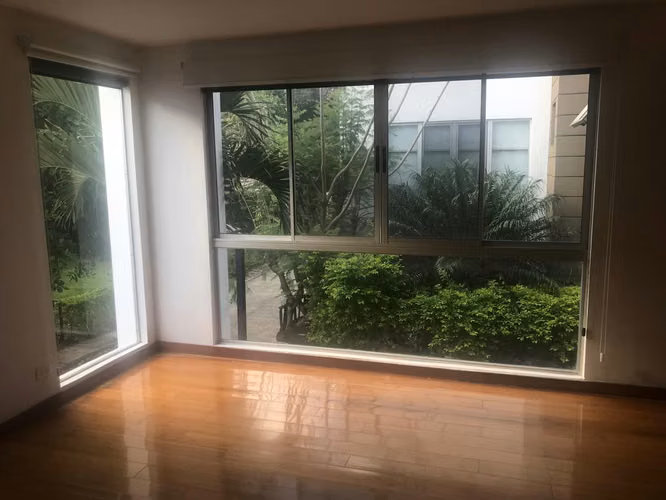 Venta Lujoso Condominio en Santa Ana para inversión. - Imagen 13