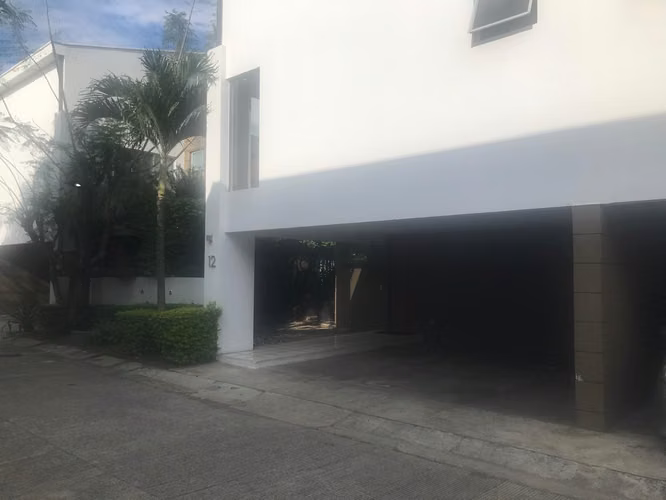 Venta Lujoso Condominio en Santa Ana para inversión. - Imagen 6
