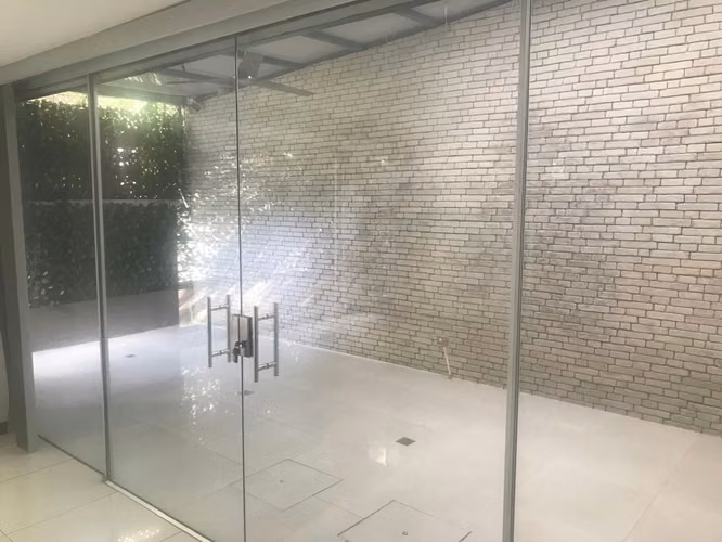 Venta Lujoso Condominio en Santa Ana para inversión. - Imagen 10
