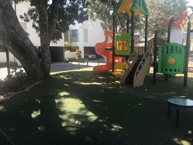 Venta Lujoso Condominio en Santa Ana para inversión. - Imagen 4